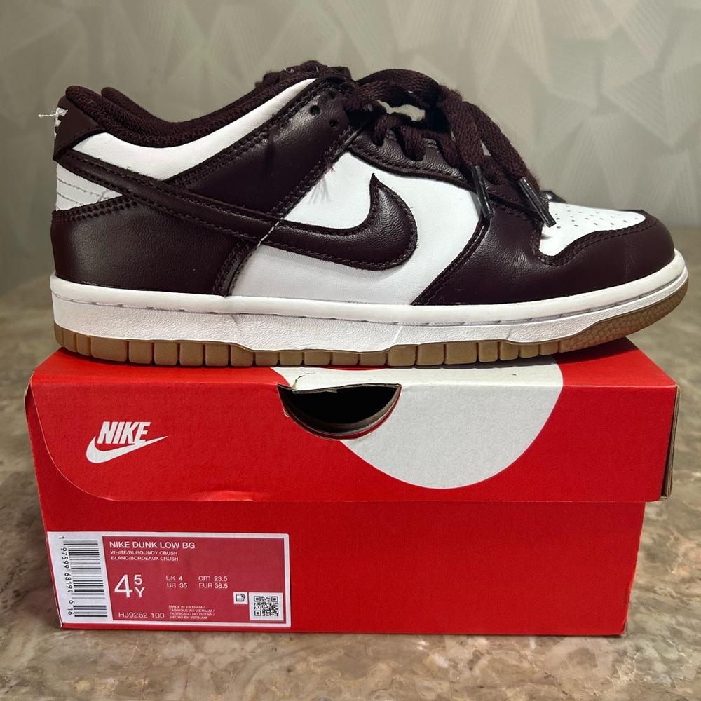 Nike Dunk Low Sneakers - White/Burgundy